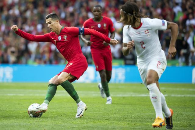 胡明轩23分广东3比1淘汰广厦 半决赛对阵辽宁